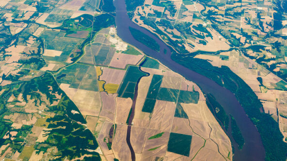 aerial photo of cropland and ag runoff in the Mississippi/Atchafalaya River Basin (MARB) | credit Economic Research Service, USDA U.S. Department of Agriculture ers.usda.gov